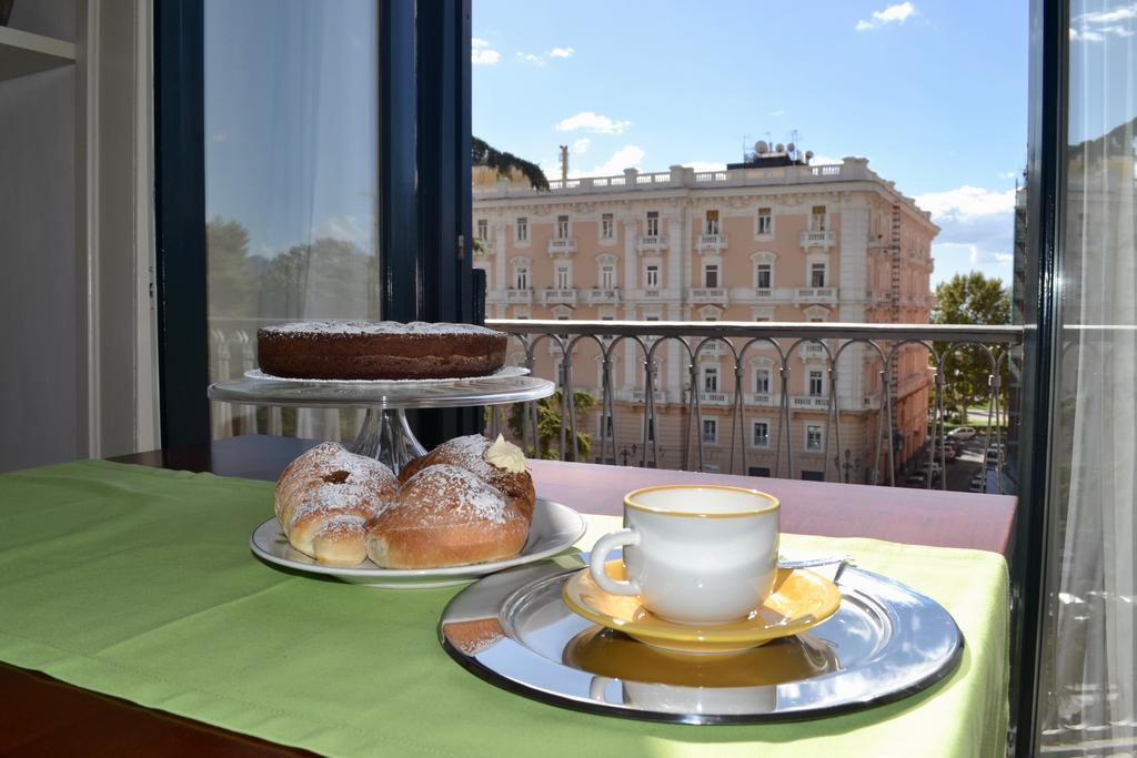 La Maison Du Paradis Apartman Salerno Kültér fotó